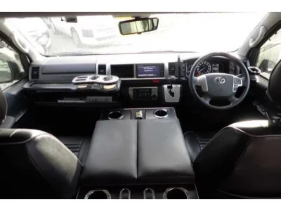 Toyota HIACE VAN  с аукциона в Японии