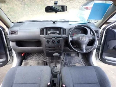 Toyota SUCCEED  с аукциона в Японии