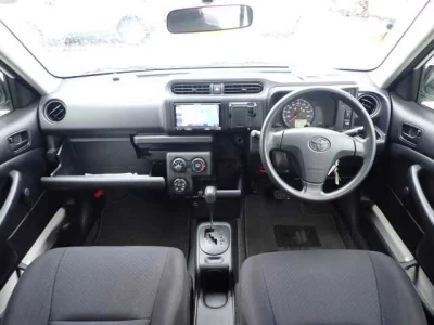 Toyota SUCCEED  с аукциона в Японии