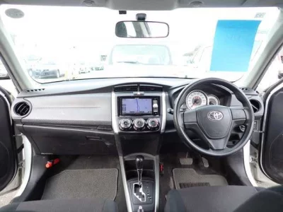 Toyota COROLLA FIELDER  с аукциона в Японии