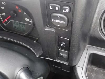 Toyota SUCCEED  с аукциона в Японии