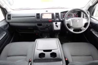 Toyota HIACE VAN лот № 1001 оценка 4  с аукциона в Японии 2