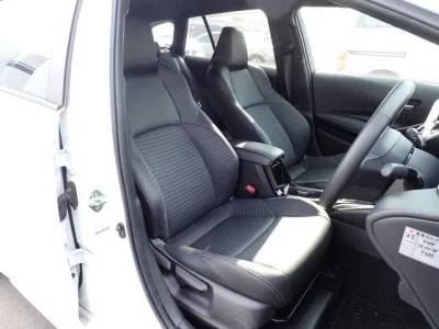 Toyota COROLLA TOURING  с аукциона в Японии