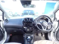 Nissan NOTE лот № 43 оценка 3.5  с аукциона в Японии 2