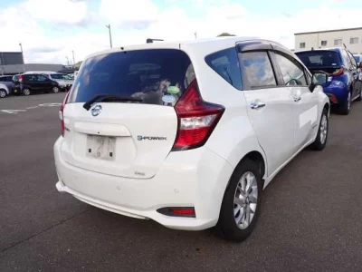 Nissan NOTE  с аукциона в Японии