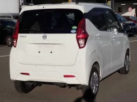 Nissan DAYZ лот № 230 оценка R  с аукциона в Японии 1