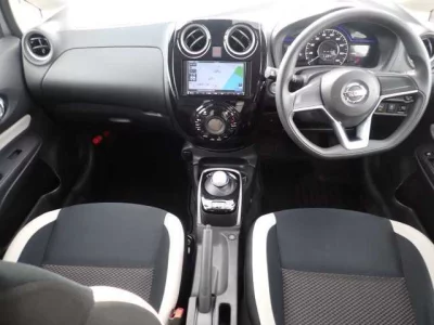 Nissan NOTE  с аукциона в Японии