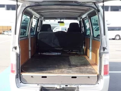 Nissan CARAVAN VAN  с аукциона в Японии