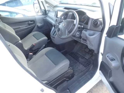 Nissan NV200  с аукциона в Японии