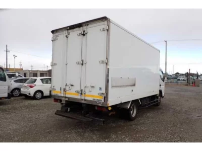 Mitsubishi CANTER  с аукциона в Японии