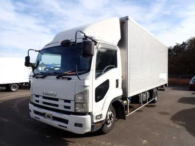 Isuzu FORWARD  с аукциона в Японии