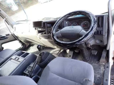 Isuzu FORWARD  с аукциона в Японии
