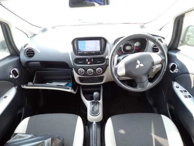 Mitsubishi I-MIEV  с аукциона в Японии