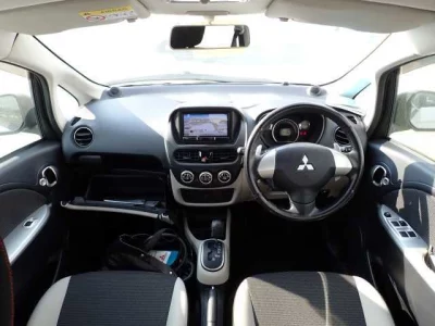 Mitsubishi I-MIEV  с аукциона в Японии