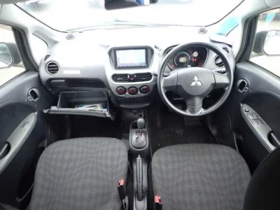 Mitsubishi I-MIEV  с аукциона в Японии