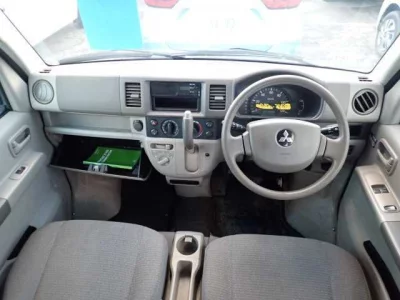 Mitsubishi MINICAB VAN  с аукциона в Японии