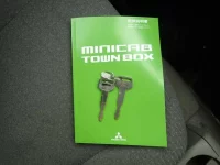 Mitsubishi MINICAB VAN лот № 40 оценка 3  с аукциона в Японии 9