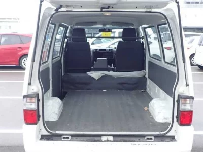 Mazda BONGO VAN  с аукциона в Японии