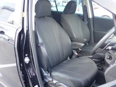 Mazda PREMACY  с аукциона в Японии