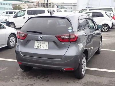 Honda FIT  с аукциона в Японии