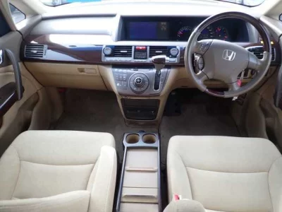 Honda ELYSION  с аукциона в Японии