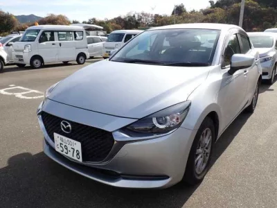 Mazda MAZDA2  с аукциона в Японии