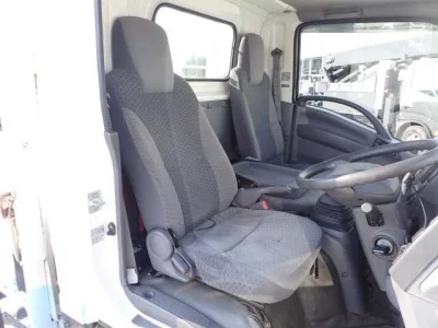 Isuzu ELF  с аукциона в Японии