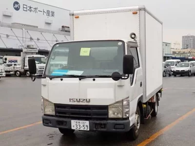 Isuzu ELF  с аукциона в Японии