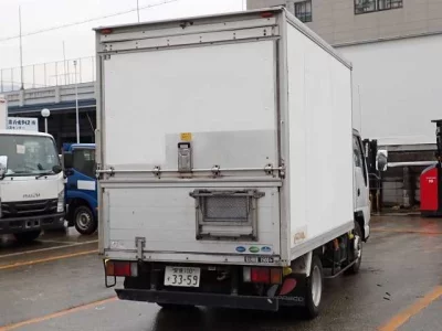 Isuzu ELF  с аукциона в Японии