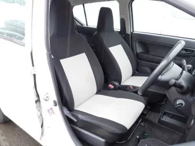 Daihatsu MIRA E S  с аукциона в Японии