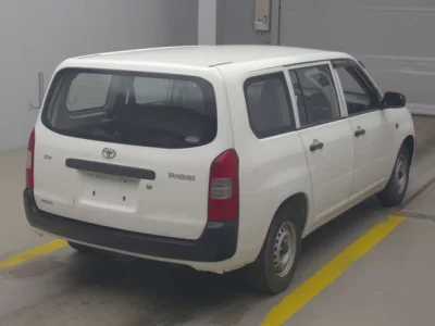 Toyota PROBOX  с аукциона в Японии