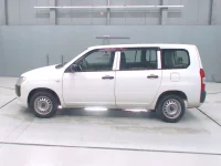 Toyota PROBOX лот № 30472 оценка 4  с аукциона в Японии 3