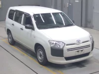 Toyota PROBOX лот № 30472 оценка 4  с аукциона в Японии 4