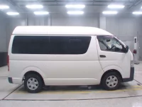 Toyota REGIUS ACE VAN лот № 30473 оценка 4  с аукциона в Японии 2