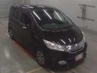 Honda FREED лот № 30560 оценка 3.5  с аукциона в Японии 4