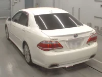 Toyota CROWN лот № 30558 оценка 3.5  с аукциона в Японии 5