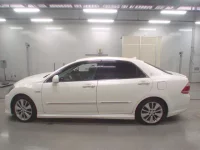 Toyota CROWN лот № 30558 оценка 3.5  с аукциона в Японии 3