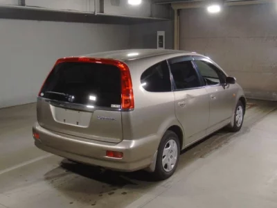 Honda STREAM  с аукциона в Японии