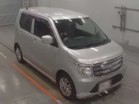 Suzuki WAGON R лот № 444 оценка 3.5  с аукциона в Японии 4