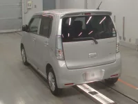 Suzuki WAGON R лот № 444 оценка 3.5  с аукциона в Японии 5