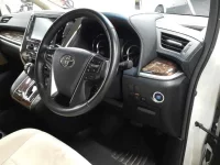 Toyota ALPHARD лот № 30500 оценка 4  с аукциона в Японии 6