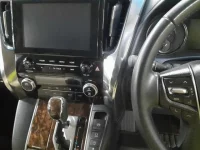 Toyota ALPHARD лот № 30500 оценка 4  с аукциона в Японии 8