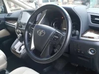 Toyota ALPHARD лот № 30502 оценка 3.5  с аукциона в Японии 6
