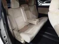 Toyota ALPHARD лот № 30501 оценка 4  с аукциона в Японии 9