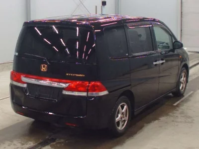 Honda STEP WAGON  с аукциона в Японии