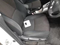 Toyota AURIS лот № 30590 оценка 3.5  с аукциона в Японии 7