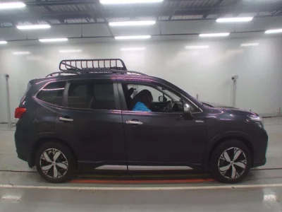 Subaru FORESTER  с аукциона в Японии