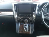 Toyota ALPHARD лот № 30504 оценка 4  с аукциона в Японии 8