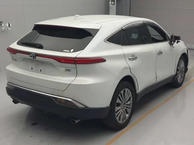 Toyota HARRIER  с аукциона в Японии