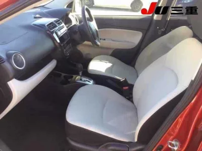 Mitsubishi MIRAGE  с аукциона в Японии